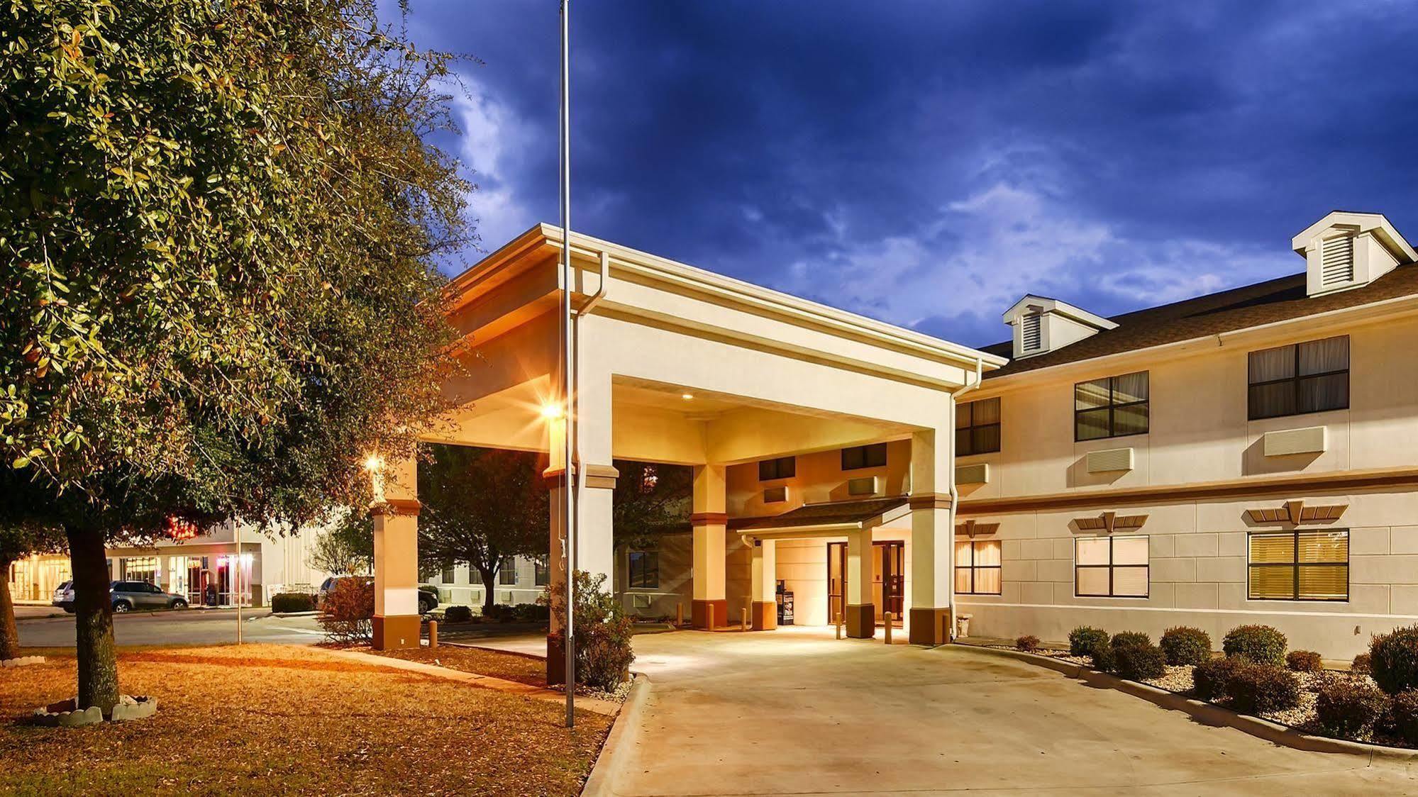 Best Western Inn & Suites Copperas Cove Экстерьер фото